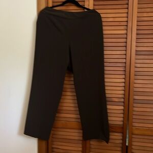 Women’s pants with brown and pink top by Briggs New York size XL